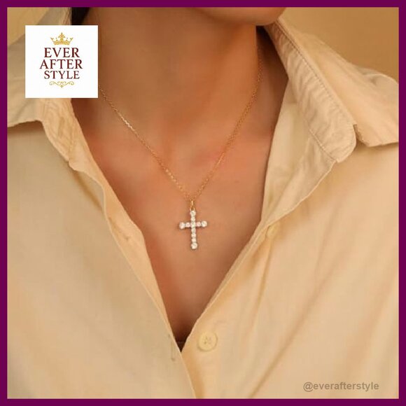 Gold Plated Cross Pendant Necklace Dainty Elegant Minimal Layered Jewelry - Picture 4 of 8
